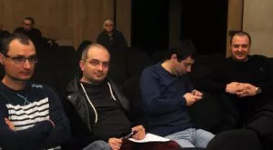 {{ otherArticle[0].article.title }}