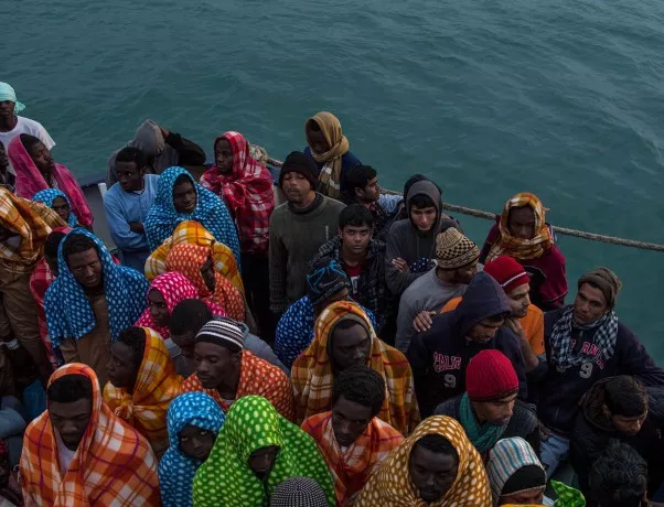 Задържаха 130 мигранти на турското егейско крайбрежие