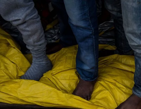12 нелегални мигранти са открити при проверка на автомобил на път Е-79