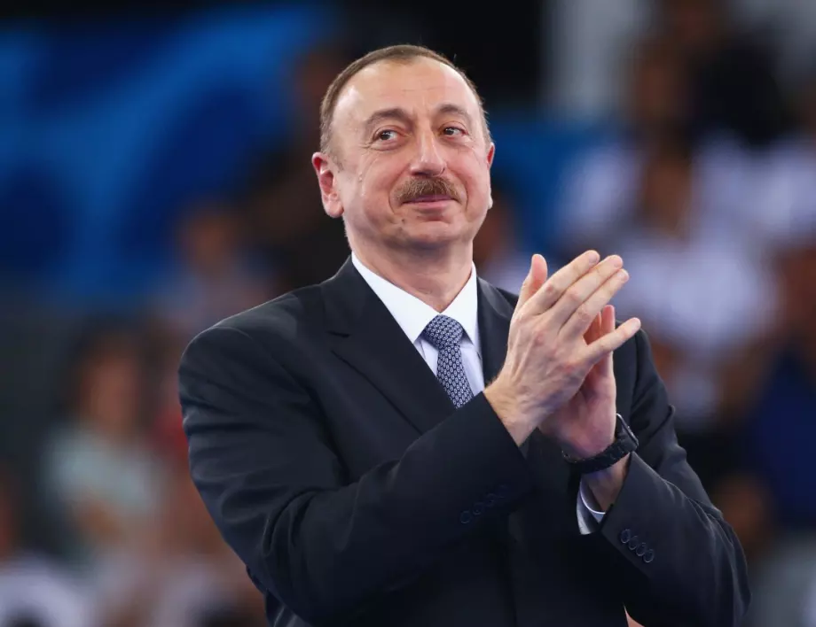  Кой е Илхам Алиев?