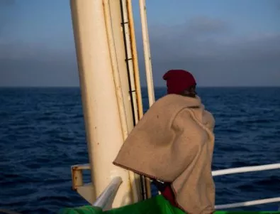 Спасиха 3000 мигранти в Средиземно море