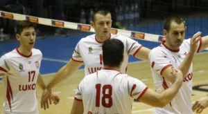 Шампионите от Нефтохимик с втора поредна победа в Суперлигата