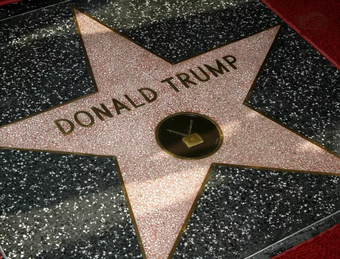 В Холивуд осъдиха вандал, потрошил звездата на Доналд Тръмп в Алеята на славата