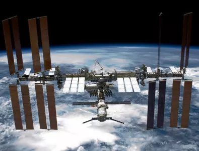 Руският модул на борда на Международната космическа станция с авария и подозрителен дим
