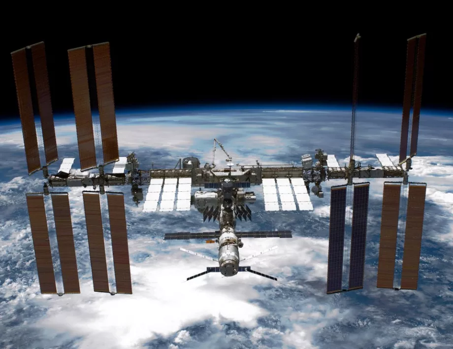 От втори опит, Русия успешно приземи човекоподобен робот на Международната космическа станция 