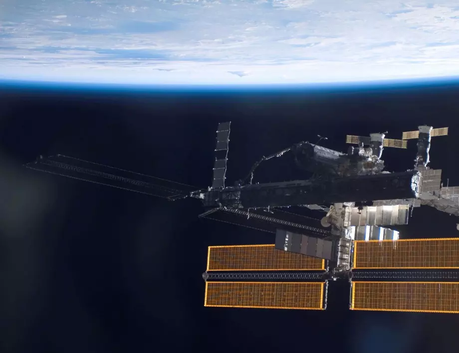 Отложиха изстрелването на "Старлайнър" към Международната космическа станция