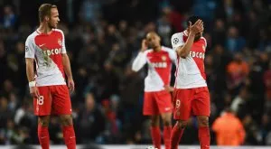 Монако с трудна победа, но остава начело във Франция