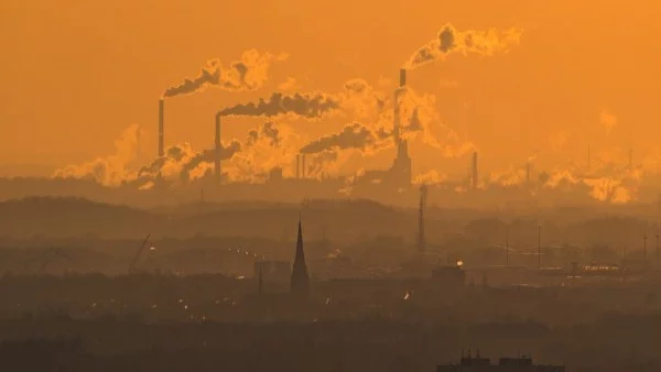 ЕП одобрява съкращения на националните емисии на въглероден диоксид 