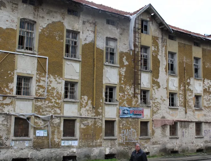 Община Благоевград продължава да нехае за рушащия се паметник на културата