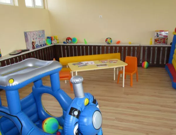 В 30 училища на територията на община Варна започват строителни дейности