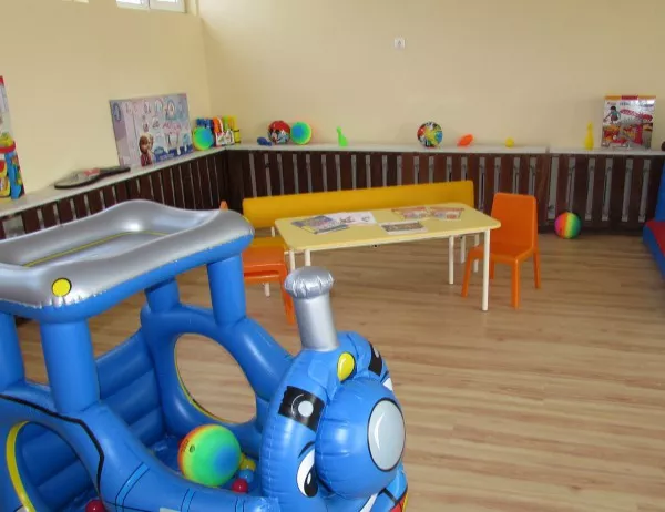 Срокът за записване на класираните деца за детски ясли в Добрич е до 4 август