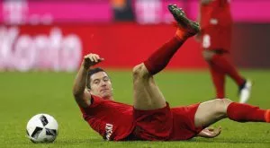 {{ otherArticle[0].article.title }}