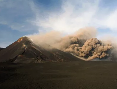 Вулканът Етна се активизира 