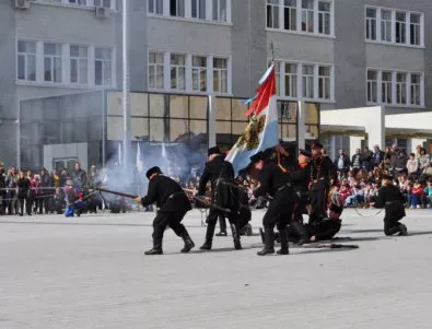 Над 500 ученици се включват в градските чествания в Бургас за 3 март
