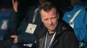 {{ otherArticle[0].article.title }}