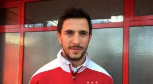 {{ otherArticle[0].article.title }}