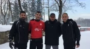 {{ otherArticle[0].article.title }}