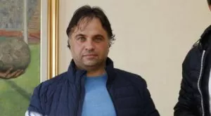 {{ otherArticle[0].article.title }}