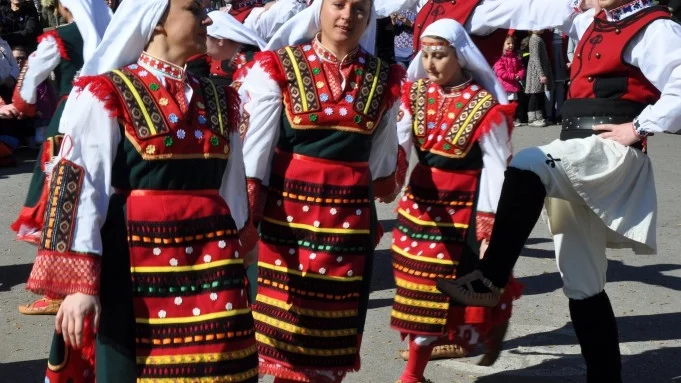 Хорото се превърна в символ на трети март
