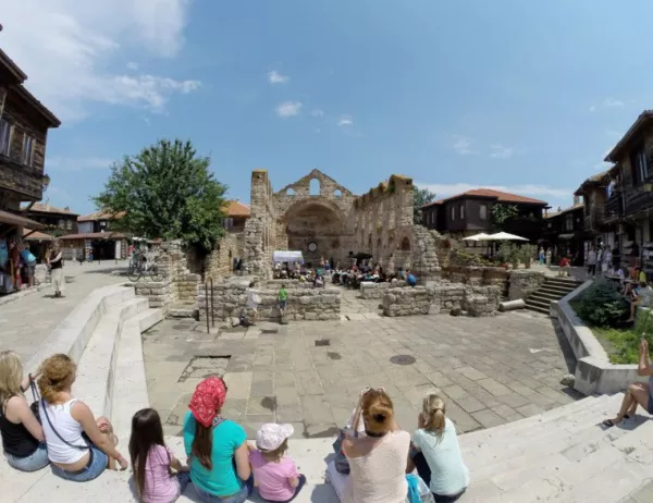 България отчита 15% ръст на приходите от туризъм само до май