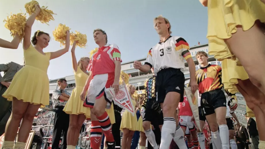 Приказката на Дания от Евро '92 през емоционалния разказ на личната трагедия