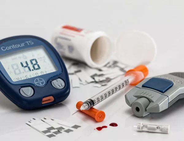 В Канада за първи път успешно е използван инсулин при лечение на момче, болно от диабет