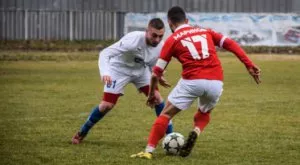 {{ otherArticle[0].article.title }}