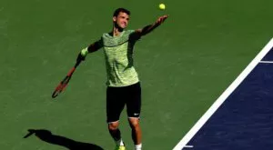 {{ otherArticle[0].article.title }}