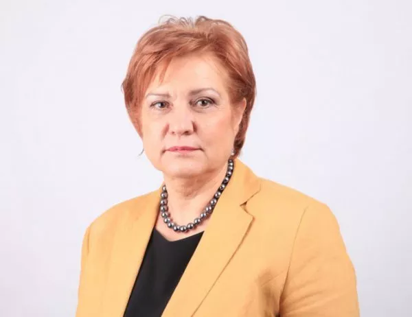 Менда Стоянова в Пловдив: При нов управленски мандат ГЕРБ продължава програмата за саниране