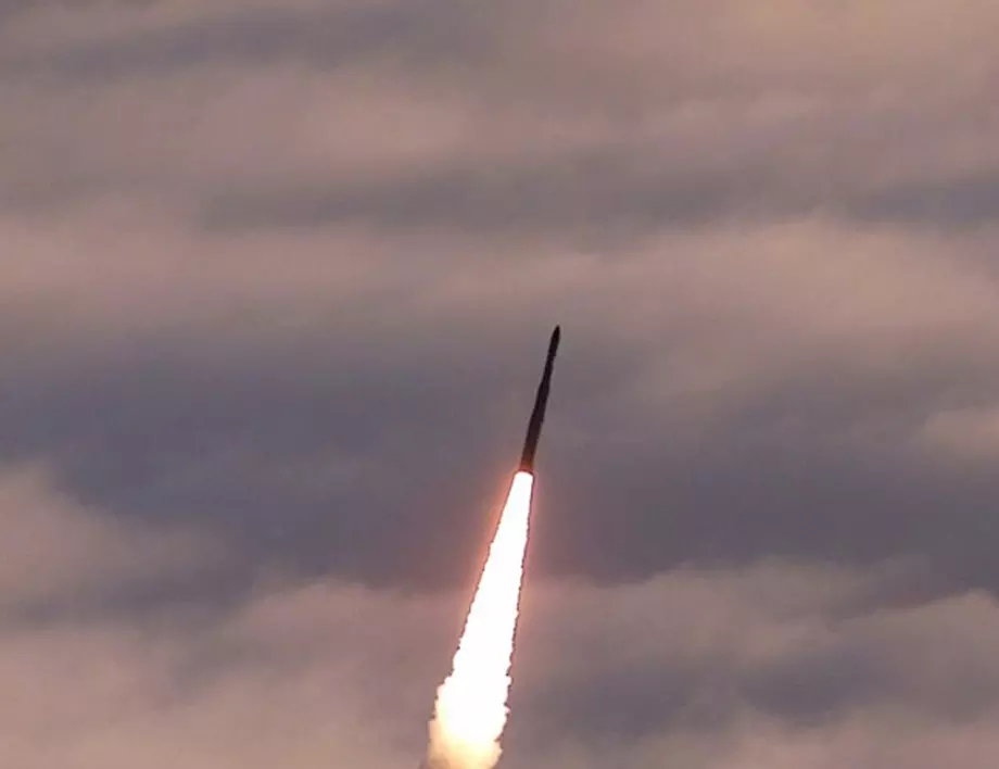 Коментари в Япония за неуспешно изстрелване от САЩ на хиперзвукова ракета