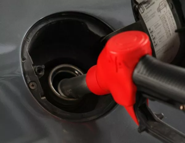 ГДБОП: За три дни и проверени десетки бензиностанции са открити "множество нарушения"
