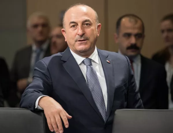 Турският външен министър обвини Германия, че укрива терористи