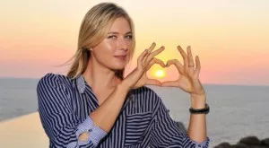 Отново щастлива след Григор: Щракнаха Шарапова на шопинг с гаджето