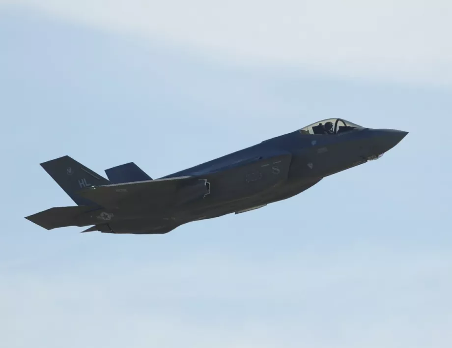 Турция и САЩ продължават да преговарят за F-35