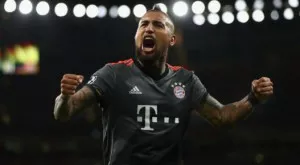 {{ otherArticle[0].article.title }}