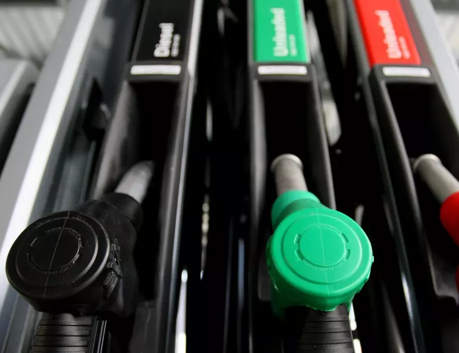 Къде са най-евтини бензинът и дизелът в България: Цените към 12.12.23  