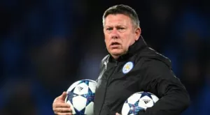 Лестър се върна към традициите на слабите отбори във Висшата лига