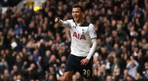 ФА се опитва да оневини Деле Али за средния пръст пред ФИФА