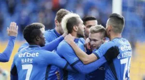 {{ otherArticle[0].article.title }}