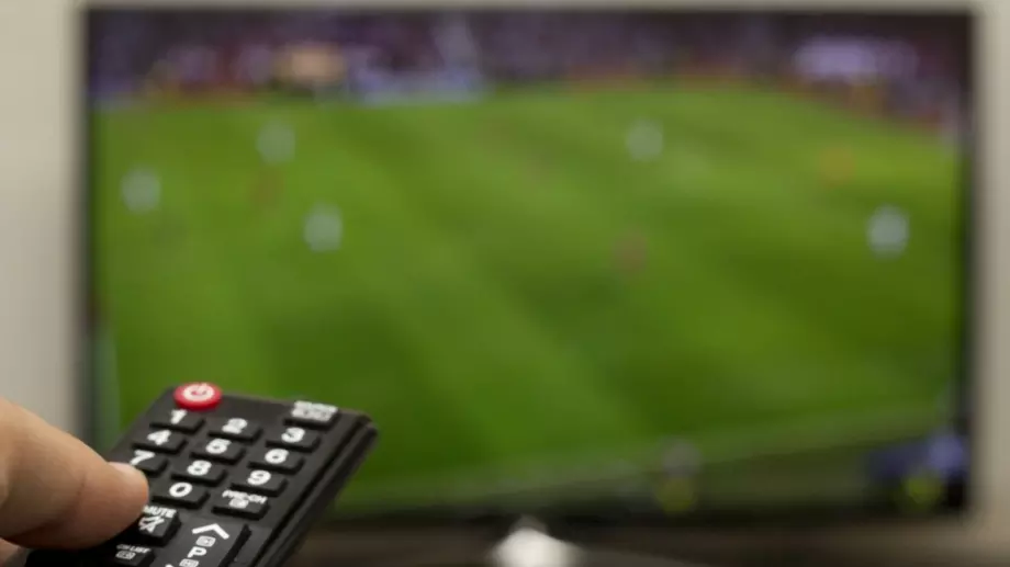 Футбол и спорт по телевизията днес (29.12)