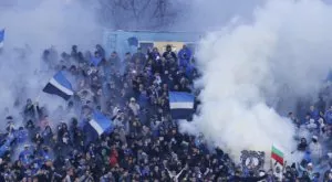 {{ otherArticle[0].article.title }}