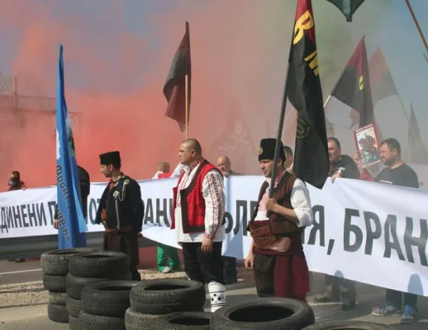 И ДПС сезира Цацаров заради патриотичната изборна блокада на границата