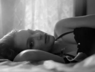 Бременната Натали Портман без задръжки в нов видеоклип (ВИДЕО)