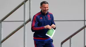 Райън Гигс готви сериозна изненада срещу България