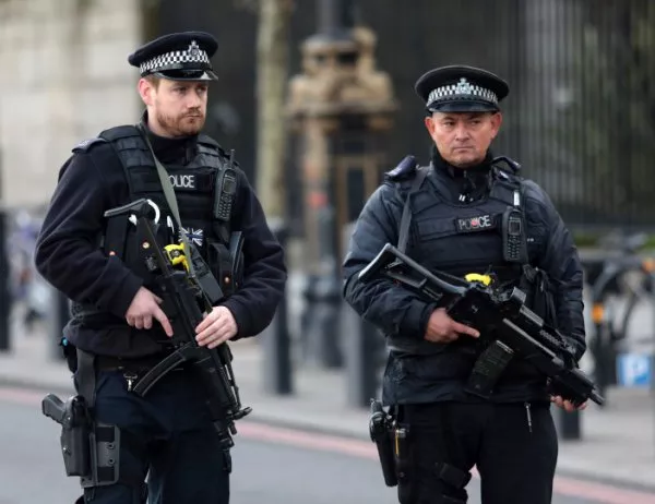 Задържаните след атентата в Лондон се разследват за подготовка на терористични актове 