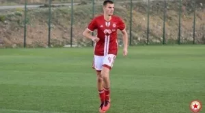 Белчев праща капитана си на пейката в дербито с Лудогорец