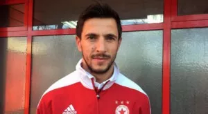 {{ otherArticle[0].article.title }}