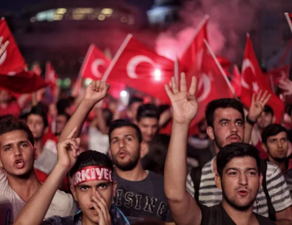 В Турция откриват съдебен процес срещу 30 журналисти