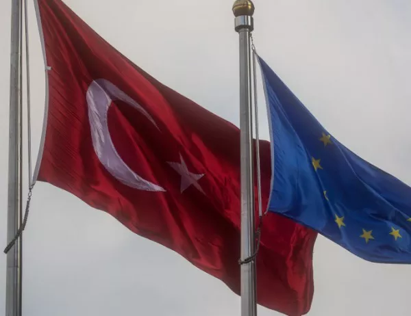 EС подготвя втори транш от 3 млрд. евро за Турция за бежанците