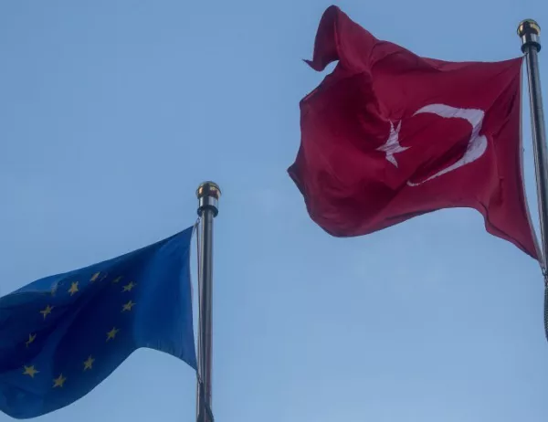 Финландия и Литва против прекратяването на преговорите на ЕС с Турция